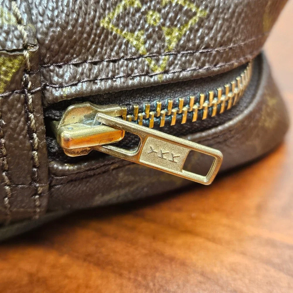 Authentic Louis Vuitton Trousse Toilette 28 Monogram Cosmetic Travel Pouch Bag